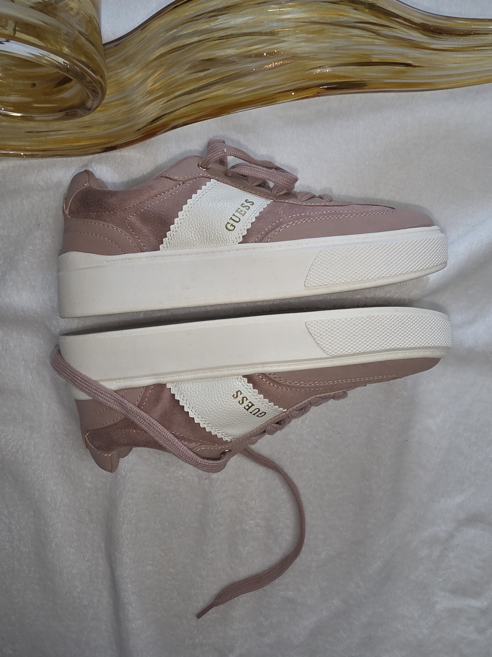 GUESS Jaylla-C Women's Pink White Platform Sneakers Size 9M New Without Box